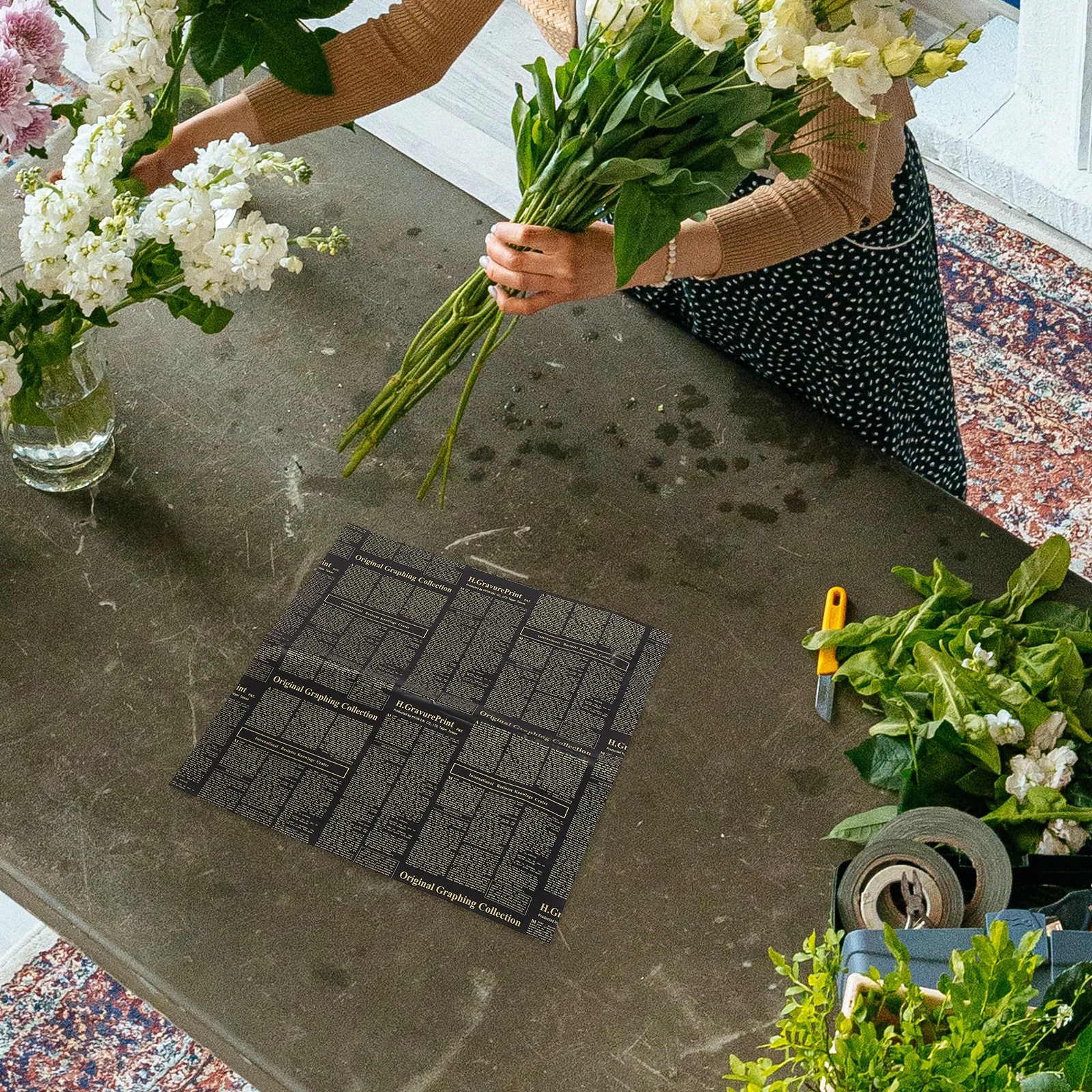 

20 Sheets Floral Wrapping Paper Vintage Retro Bouquet Wrap for Flower Arrangements Gift Packaging Craft Scrapbook Material