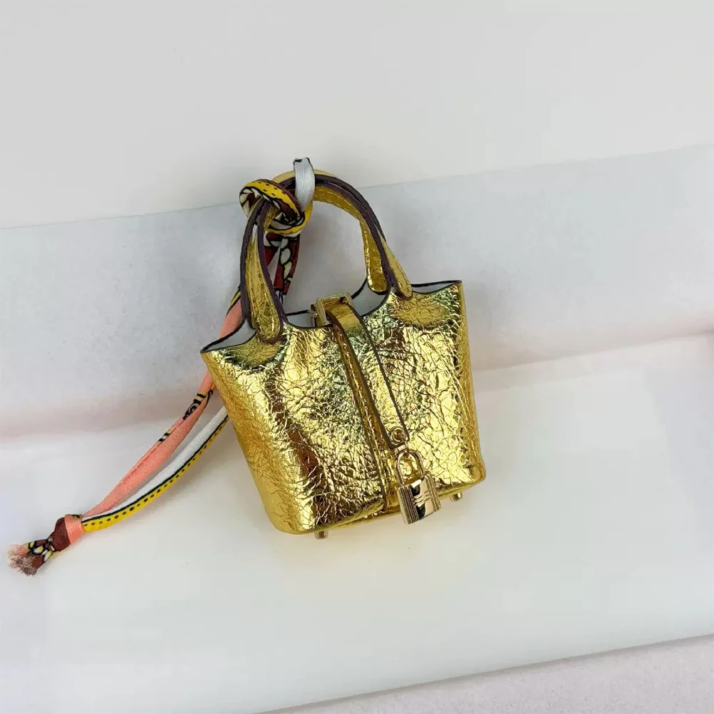 Cute bucket Bag Mini Basket Tote Pouch Pendant Lightweight Leather Car Keychain Bluetooth Earphone Case Small Storage Handbag