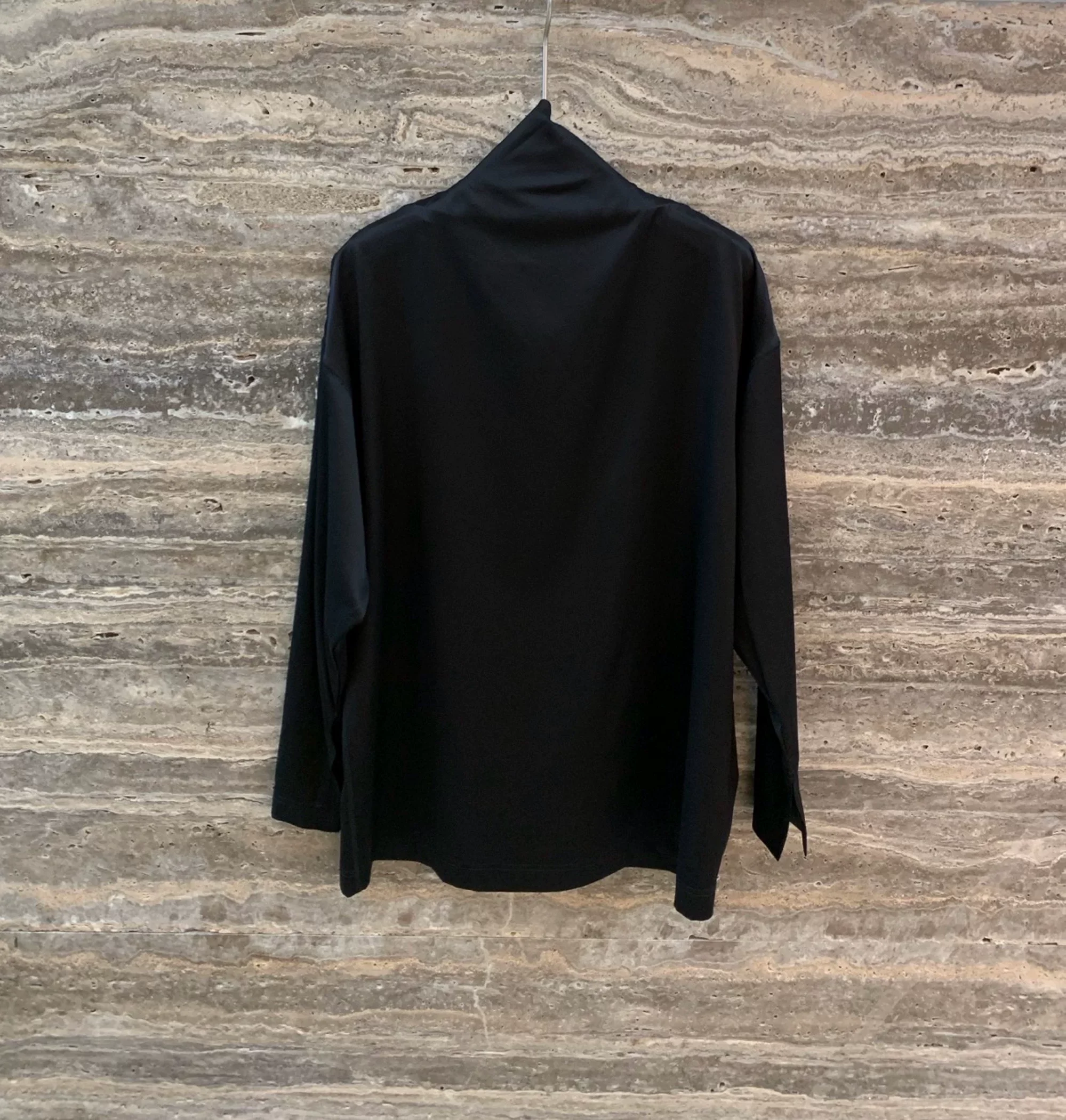 Blusa de Seda Satin Luxuosa Pr - Silk Blouse avaliação e preço