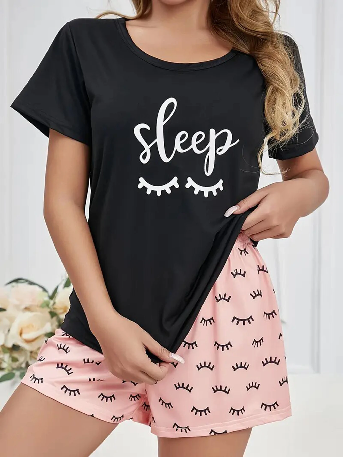 Women Pajamas Crew Neck Pullover Short Sleeve Shorts 2 Piece Set Spring Summer Cute Eyelash Print Homewear