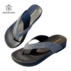 2022 Summer Women Flip Flops Casual Beach Sandals Indoor Bathroom Slippers Women Platform Shoes Comfortable Soft Sole Slippers