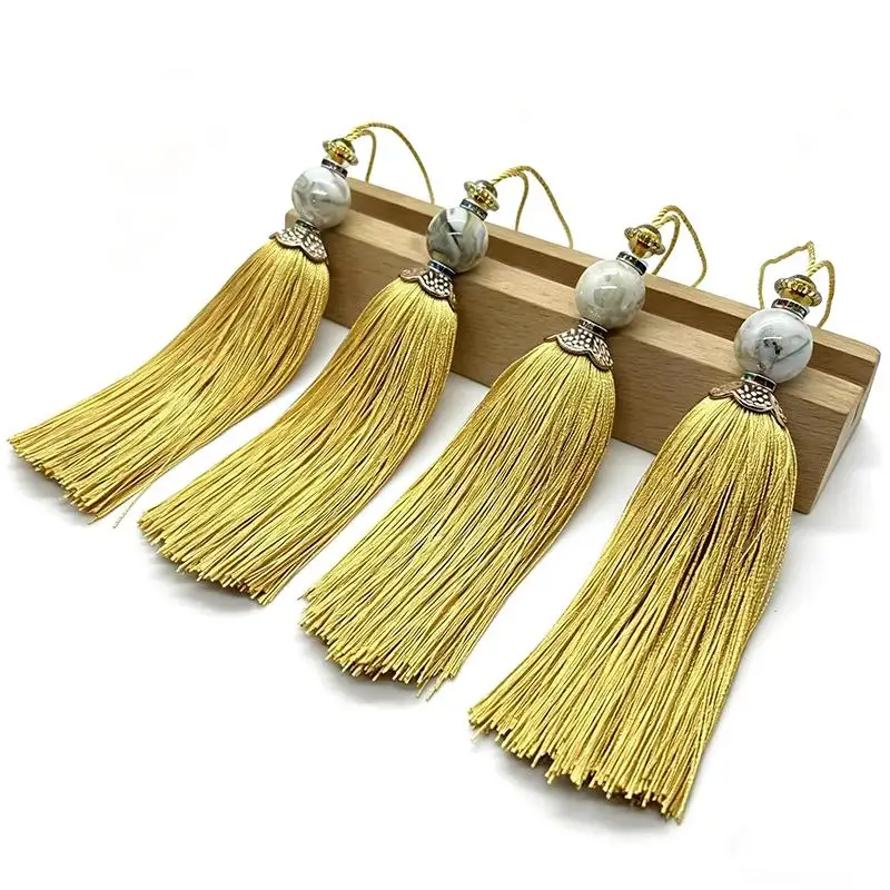 Weiches handgefertigtes Quasten-Set, 4 Stück, mit Schlaufen, langlebig für Schlüsselanhänger, DIY-Einladungskarten, Landhausstil, Heimdekoration – Detail 6