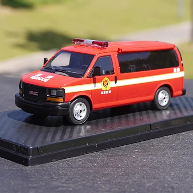 

GMC Savana 1:43 Scale Resin Special Commercial Vehicle Car Model Finished Product Simulation Toys Collection Gift Display