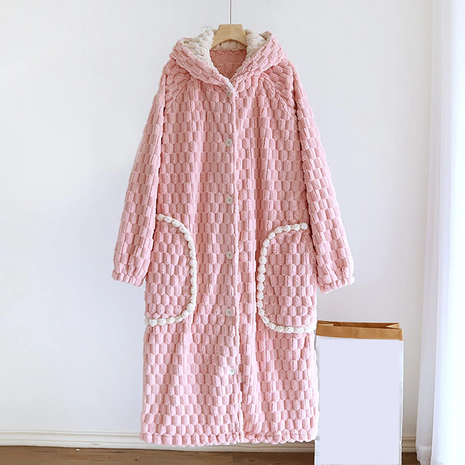 

2025 Spring Autumn Women Warm Flannel Robe Ladies Soft Bathrobe Female Long Sleeve Dressing Gown Warm Robes Simple Home Clothes