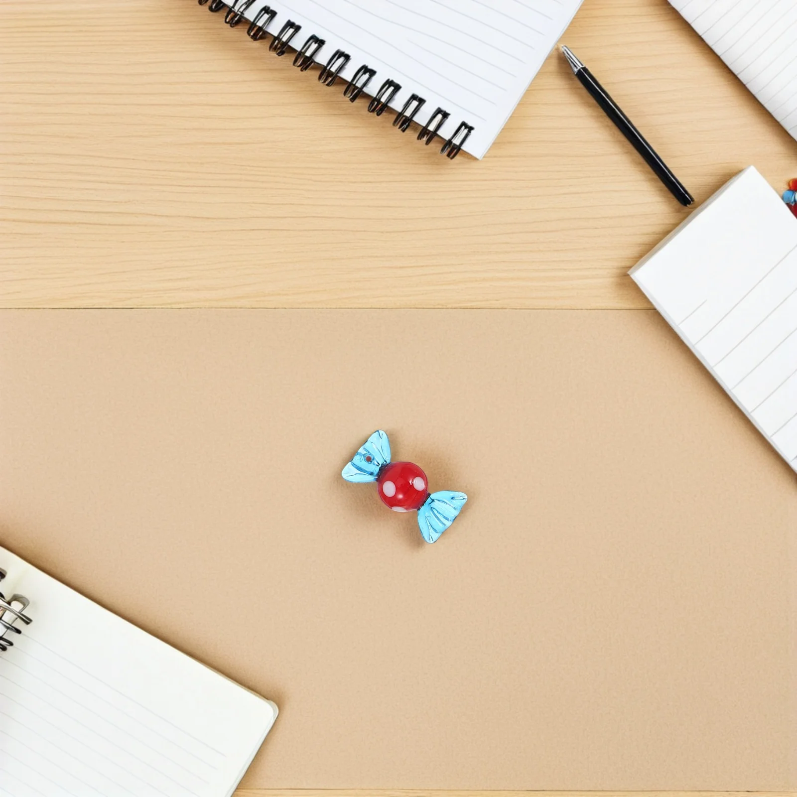 

20Pcs Artificial Glass Candy Ornaments Retro Style Cute Little Ornaments for Desktop Festive Display Sweet Themed Decorations