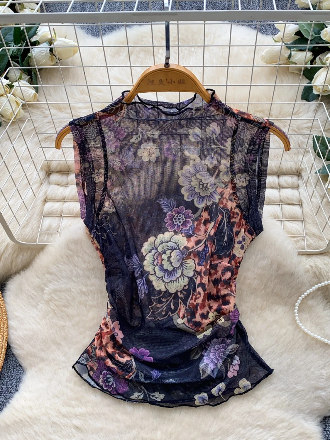 Water-Media Style Sleeveless T-Shirt Women's Thin Mesh Slim-Fit Design Creative Print Casual Breathable Top for Autumn
