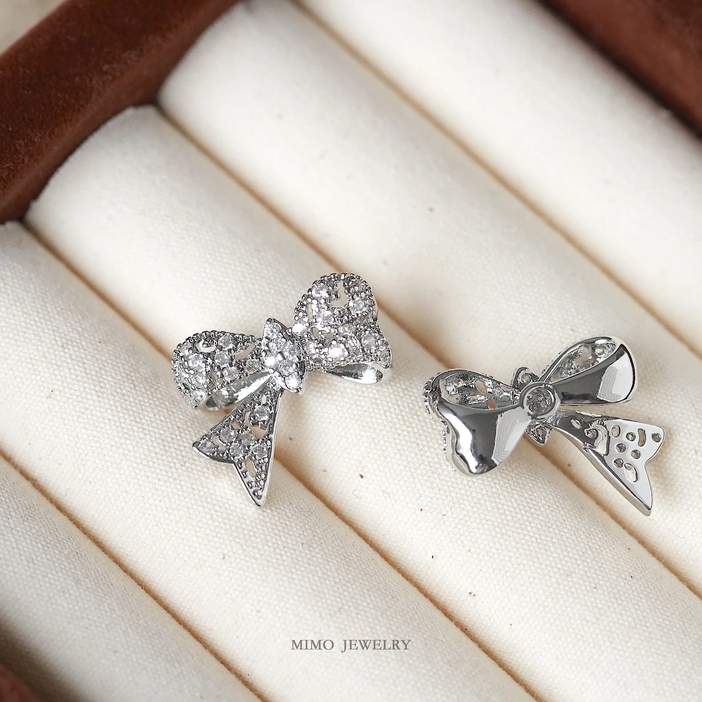 

Copper Plated Gold Exquisite Zircon Streamer Bow Beading Pendant Charms For Jewelry Making DIY Bracelet Accessories Findings