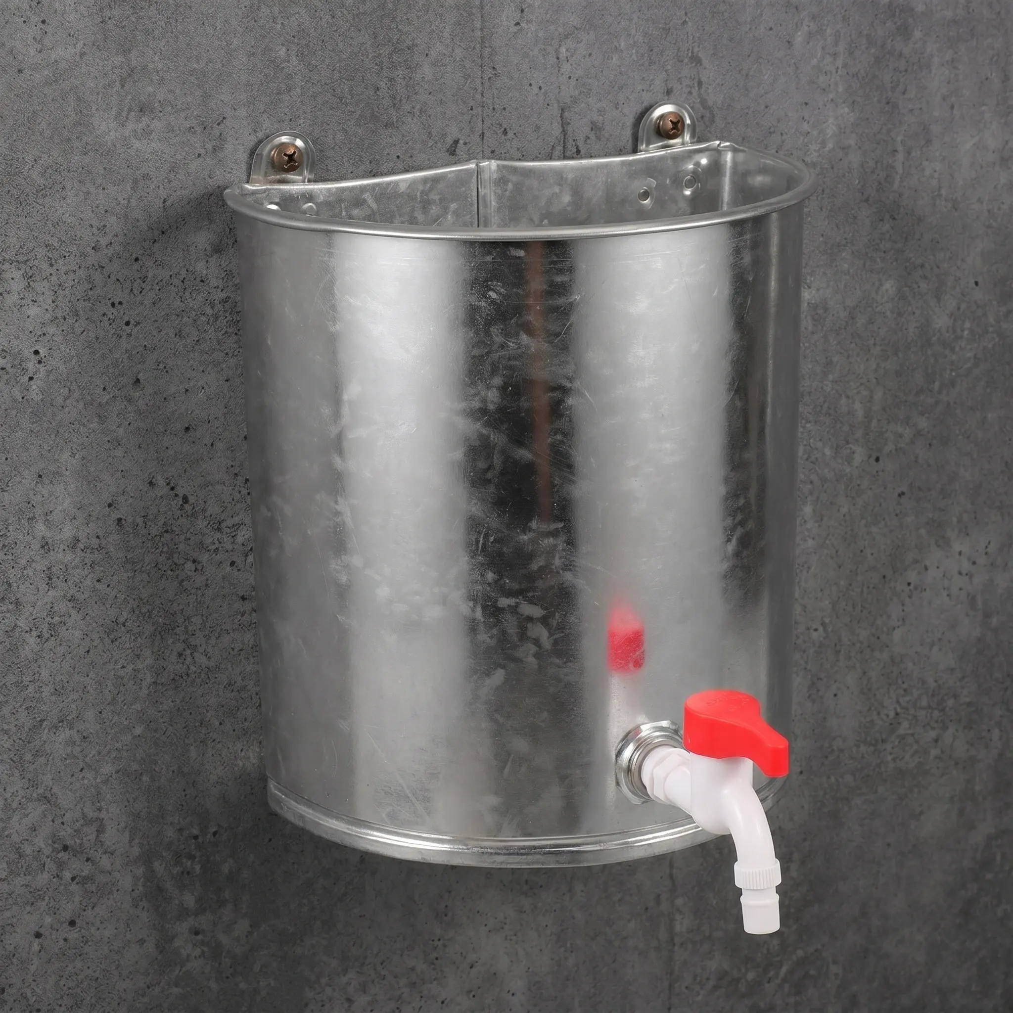 Wall Mounted Water Bucket Silver Galvanized Steel 8L Barbershop Shampoo Basin Hair Washing Container Portable Salon Water