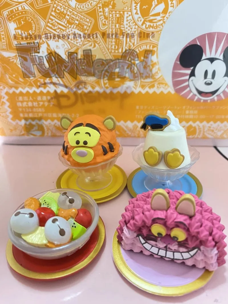 Original Disney Donald Duck Yummy Gashapon Kawaii Tigger Dessert Miniature Anime Figurine Cute Action Figure Capsule Toys Gift