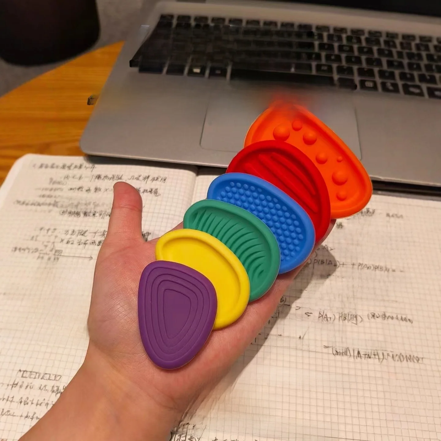 6 Pcs New Sensory Stone Roller Toy With Soft Texture Relieves Stress Hyperactivity Suitable For Children With ADHD Holiday Gift