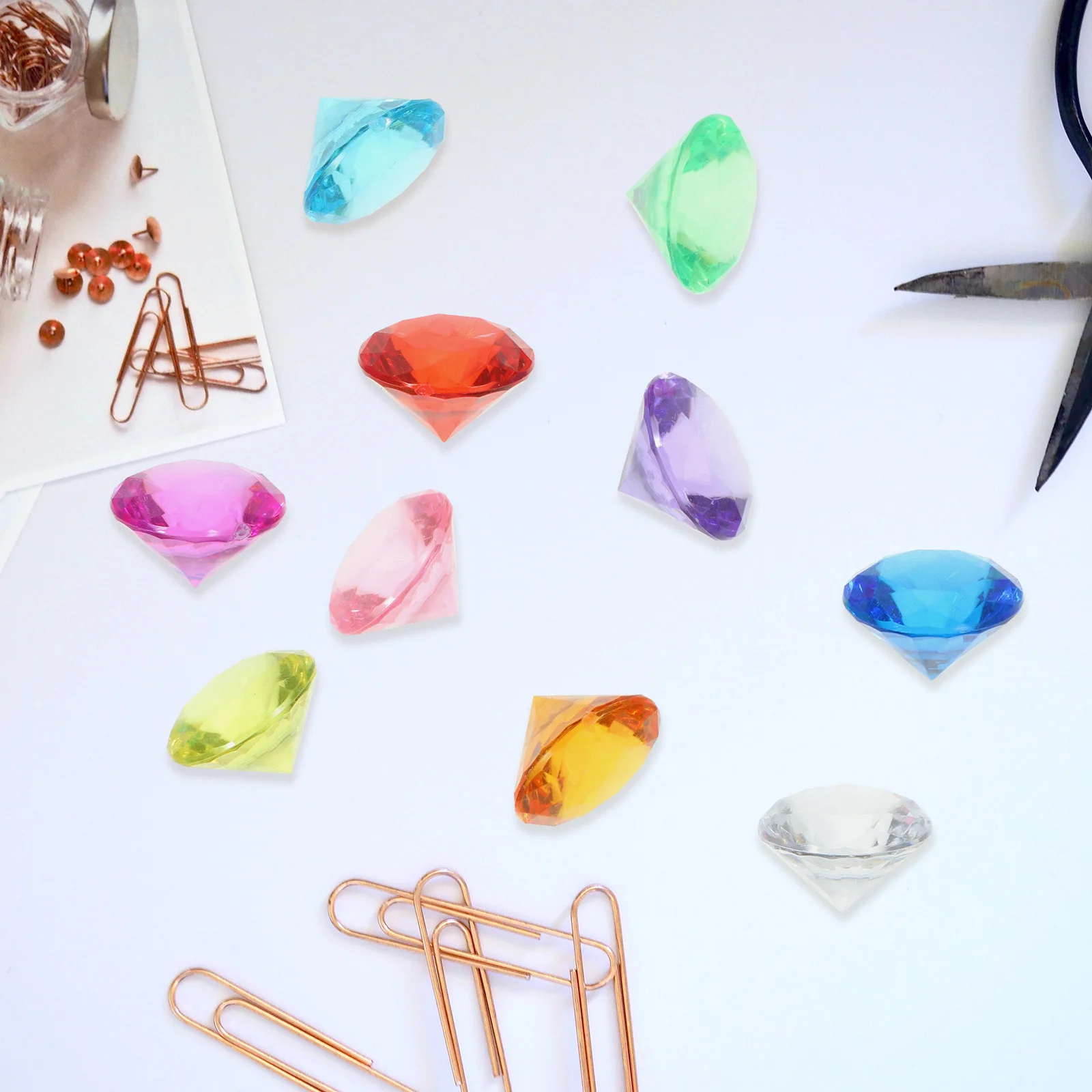 

300 Pcs Crystal Diamond Vase Filling Jewelry Counter Decoration Party Fillers Scatters for Acrylic Diamonds Nail Shop
