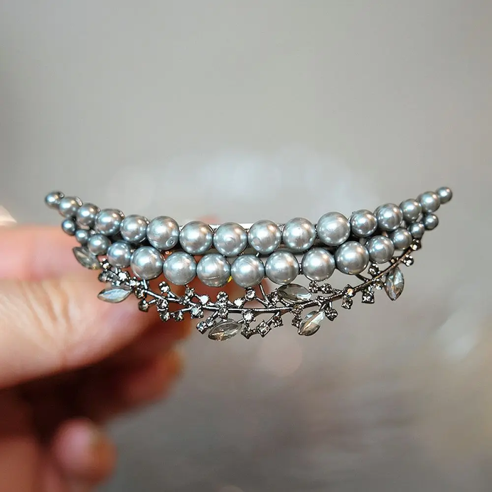 Fashion Crescent Moon Crown Hair Clip Black Alloy Pearl Rhinestone Decorative Barrettes For Women Elegant Hair Styling