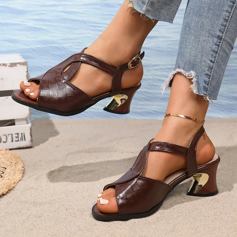 

Women's Sandals Summer New Brown Open Toe Chunky Hollow Females Heels Black Fashion Hundred Fish Mouth Women's Sandals Shoes