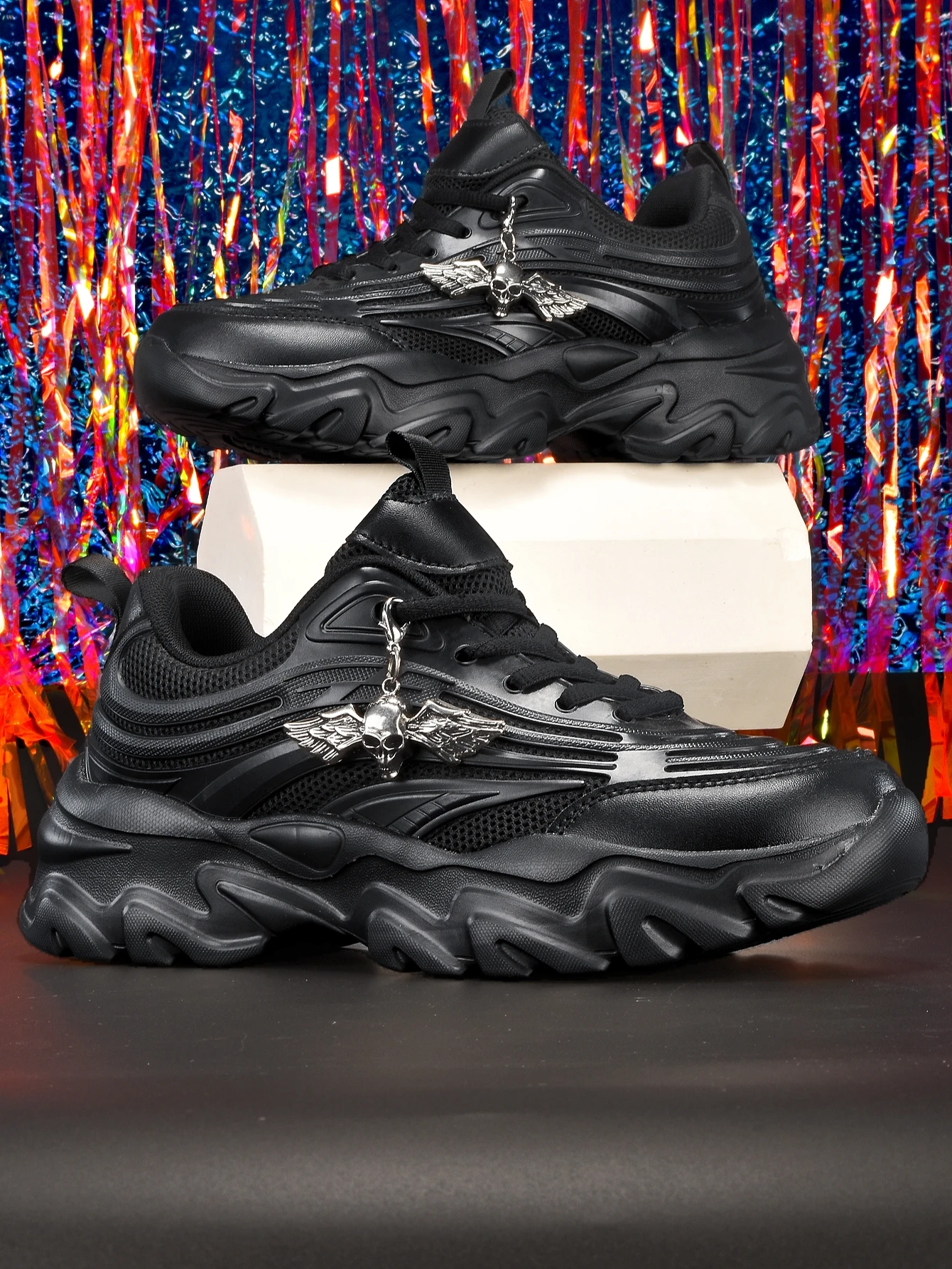 Women's Thick-Soled 5cm Height-Increasing Dad Shoes, Dark Punk Style, Retro Silver Angel Skull Metal Decoration, Mesh Breathable Eva Irregular Sole, Black Casual Sneakers, Trendy Street Style, Unique Design, Sweet Cool Spicy Girl Student Campus Versatile Soft-Soled Comfortable Sports Shoes for Women