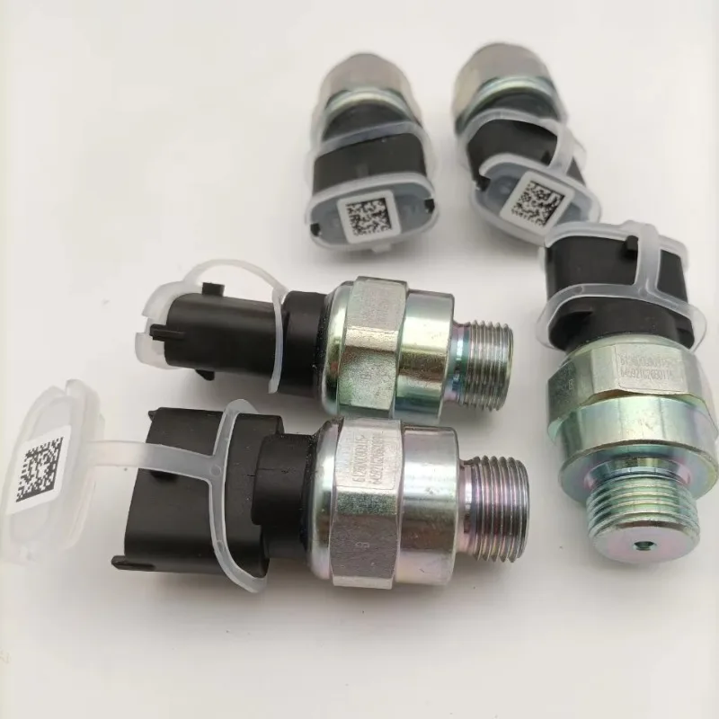 OEM 612600090915  5pcs SKOOT Brand Auto Parts Engine Oil Pressure Sensor for Weichai Shacman Truck  High-quality Wholesale