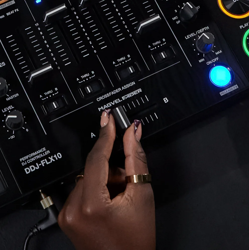 Dj Controller Audio…