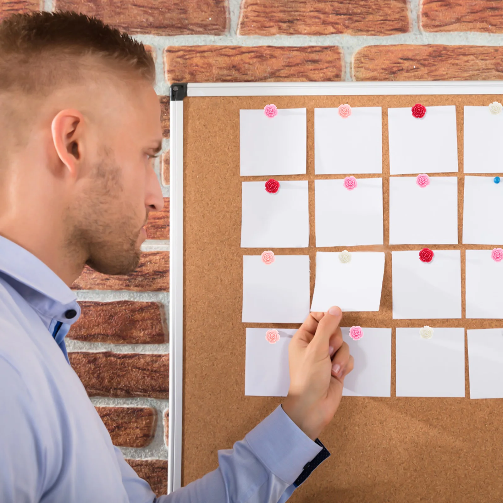 

40Pcs Resin Rose Pushpins Exquisite Design Long-Lasting Decorative Thumbtacks for Wall Corkboard Multi-Function