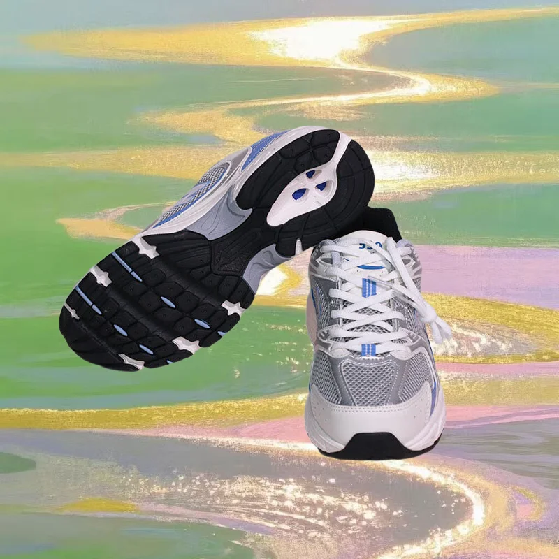 

Both men and women are suitable for casual sports shoes, with a variety of fashionable styles and soft and lightweight soles