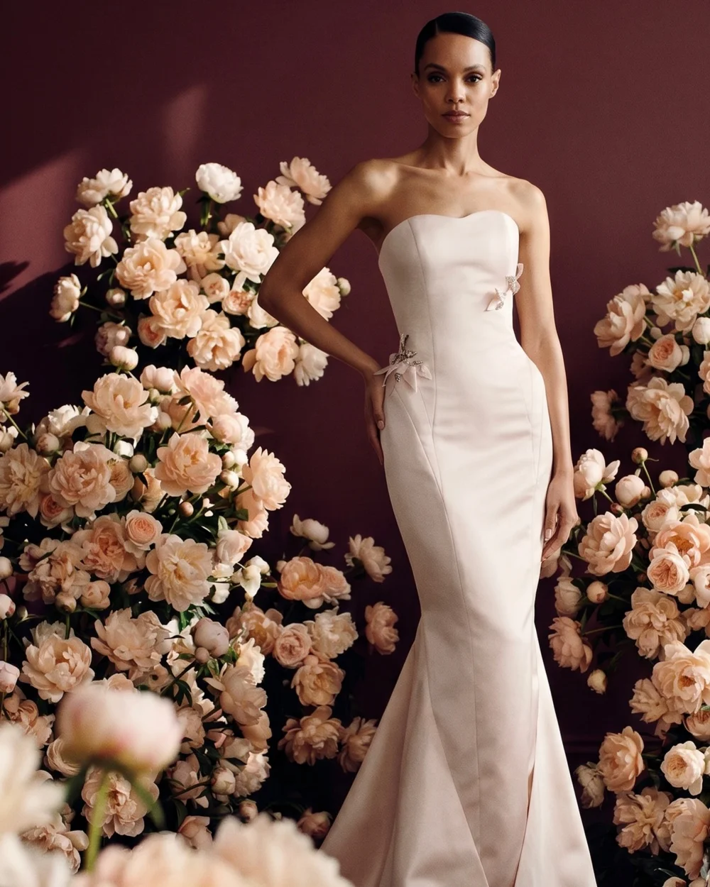 Customized Classic Women Charmeuse Handmade Flower Rhinestone Mermaid Evening Dresses Elegant Strapless Sleeveless Prom Dresses