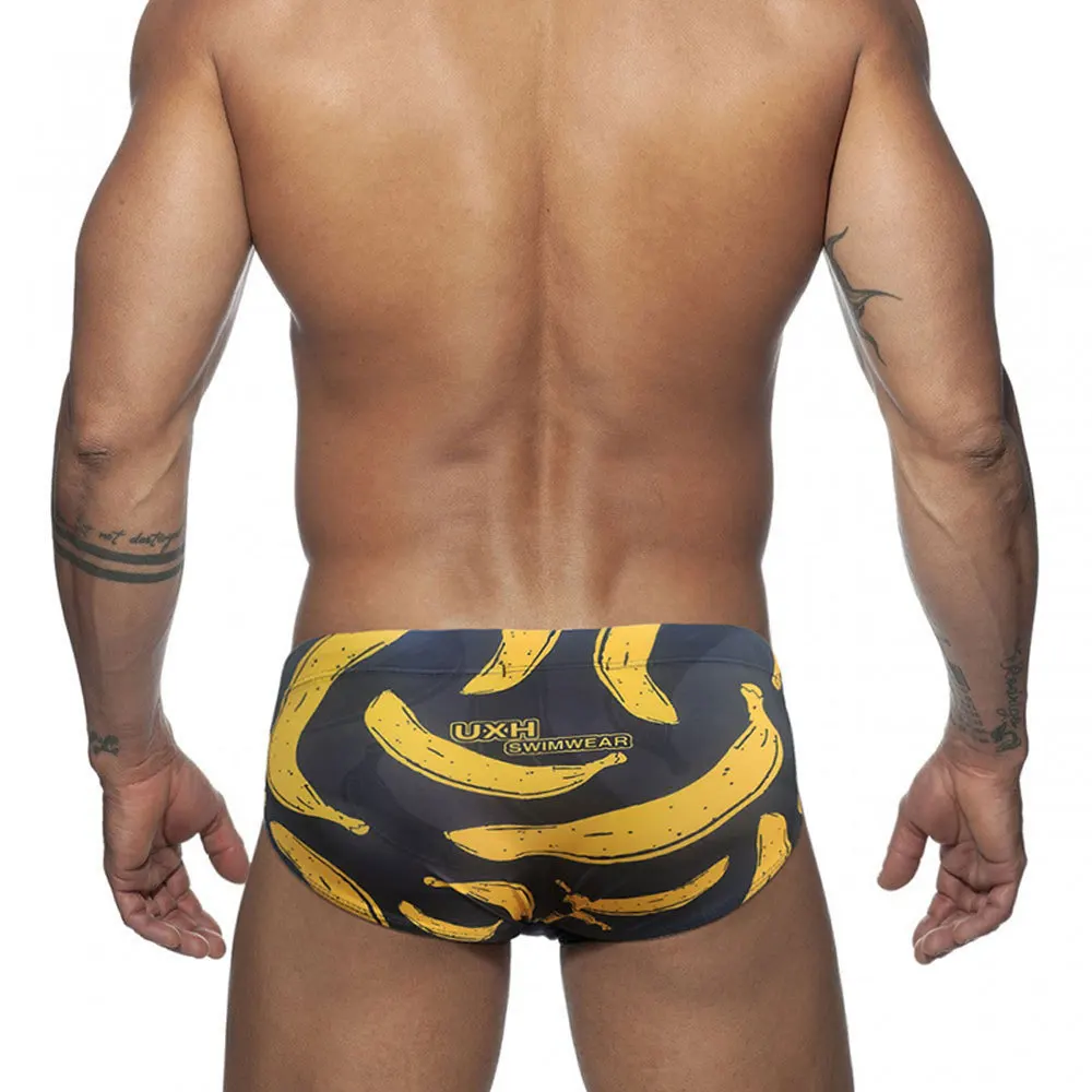 2025New cross-border men's banana print fun triangle swimming trunks fashion art trend triangle shorts UXH331