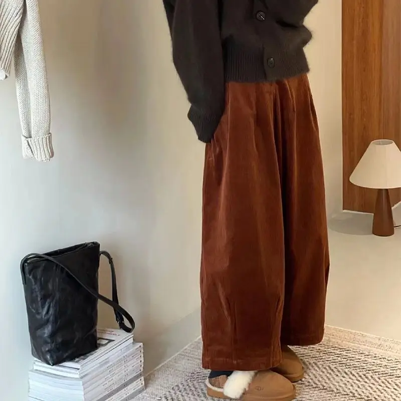 

Burgundy High-waisted Slim-leg Corduroy Wide-leg Pants for Women, New Autumn/Winter Vintage Casual Pants for Petites.