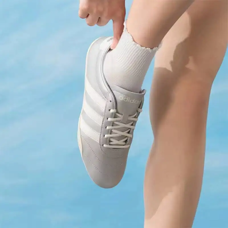 Adidas Silver Off White Retro Leather Low Top Sneakers Three Stripes Thin Gum Sole Unisex Casual Shoes JQ7243