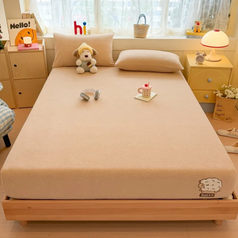 Cute Sheep Embroidered Milk Velvet Deep Pocket Fitted Sheet Warm Non-slip Mattress Cover Dustproof Protector Single Double King