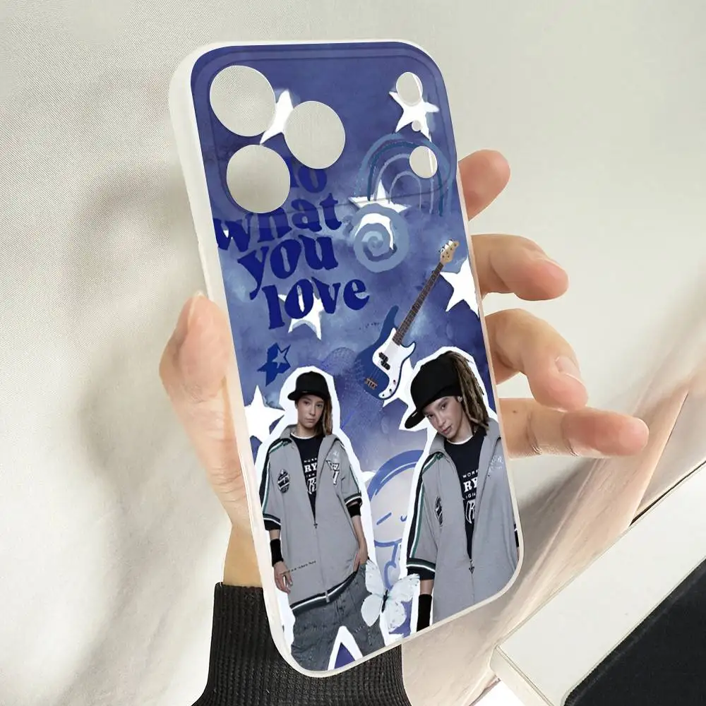 Bill Tom Kaulitz Tokio Hotel Handyhülle für iPhone 14,16,15,11,13,17,12,Air,Mini,Plus,E,Pro,Max Magnetische Magsafe Frosted Cover