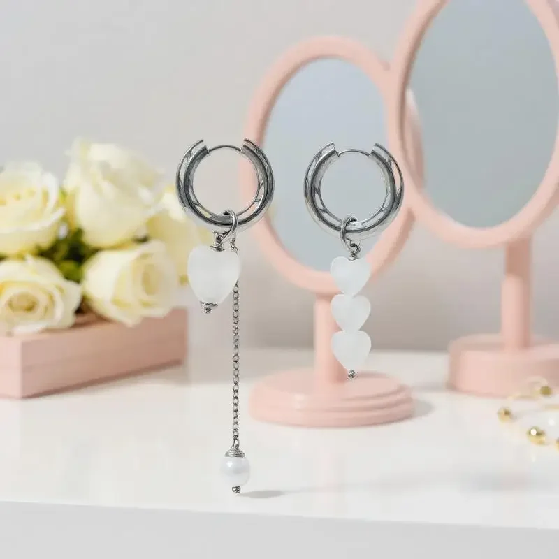 Retro New Trendy Geometric Stereo Heart-Shaped Earrings For Women Asymmetrical Imitation Pearl Earrings Punk Jewelry
