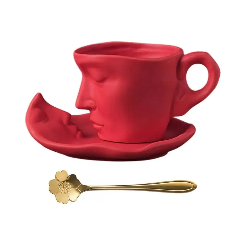 E8BD Artistic Luxury Kiss Couple Ceramic Mug Design with Saucer for Valentine Gift