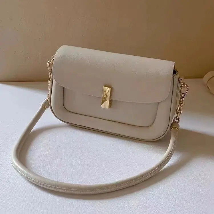 Korean Style Fashionable Small Square Bag for Women New Beige Simple Commuting Shoulder Crossbody Bag