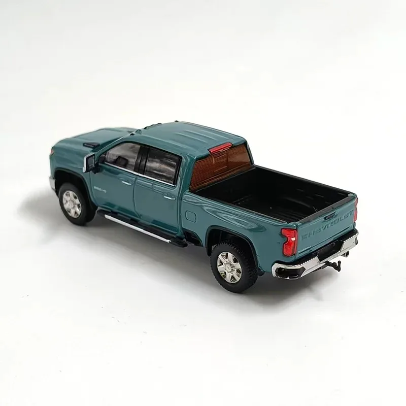 Small Car Diecast Alloy 1:64 Scale Silverado Pickup Truck Car Model Ornament Souvenir Display Collection Hobby Gift