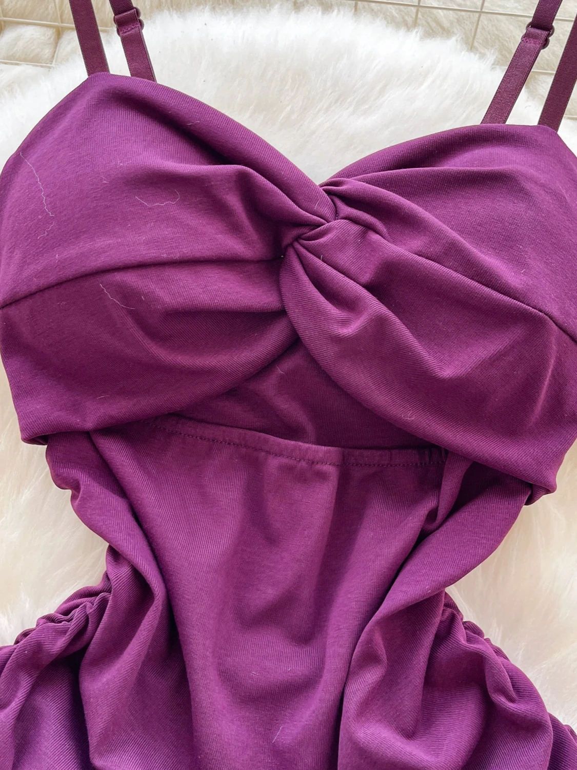 Foamlina Vrouwen Zomer Sexy Spaghetti Jurk Solid Twist Uitgesneden Front Mouwloze Slanke Ruches Bodycon Mini Backless Jurk