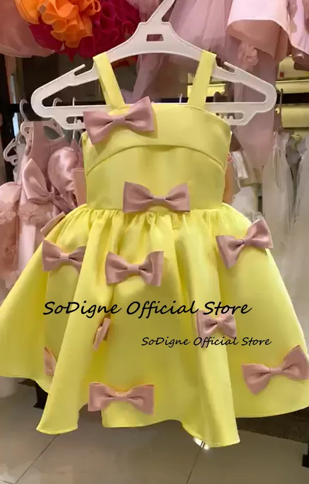 SoDigne A-lijn satijnen bloemenmeisjesjurk met strik Mouwloze prinsesrok Jurken Arabische meisjes verjaardagsfeestje jurk op maat