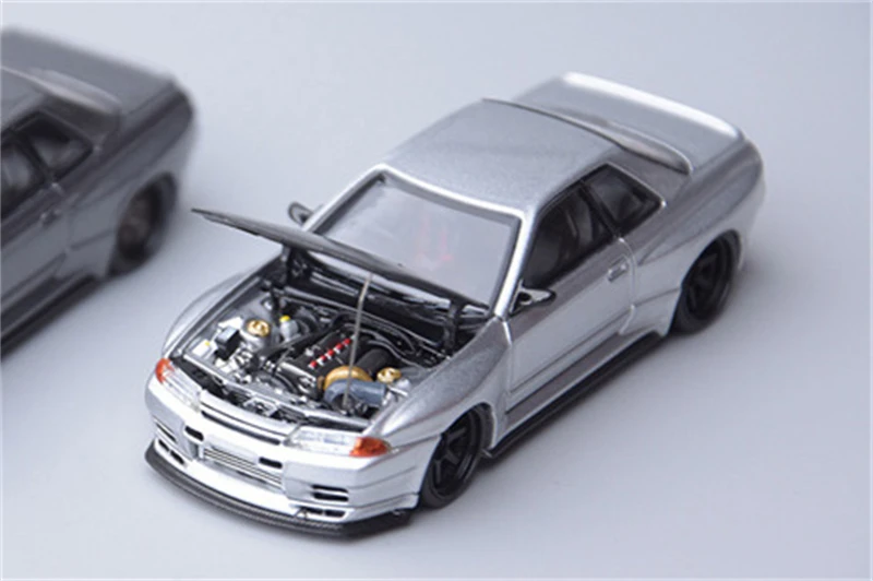 Prévente Focal Horizon FH 1:64 Skyline Garage Active GTR capot en carbone moulé sous pression modèle de voiture Miniature de Collection
