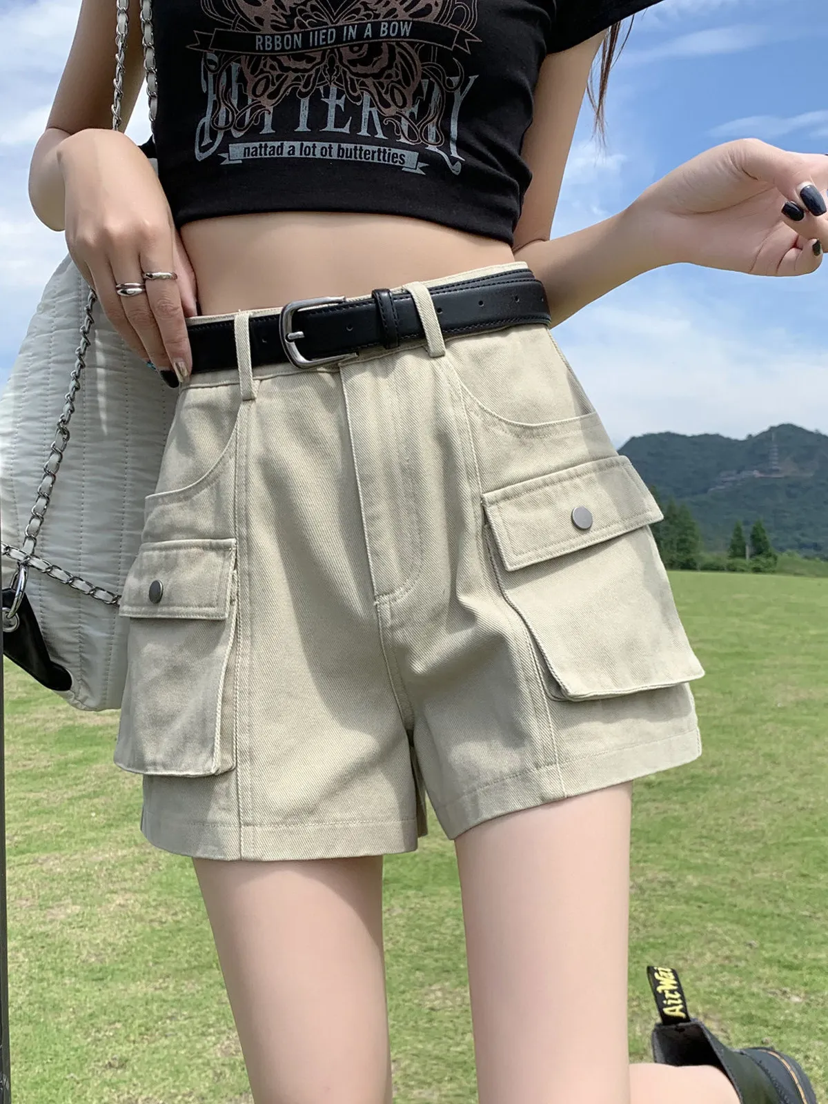 

Retro American Workwear Denim orts Women Summer 2026 New Outwear High Waist A-Line Wide Leg Hot Pants Casual Loose Fit