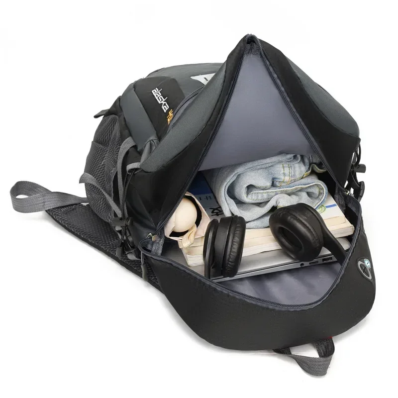 Large Capacity Outdoor Travel Backpack 2