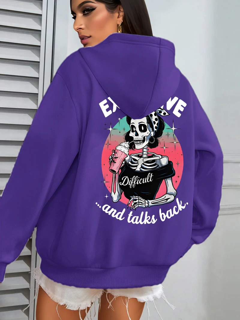 

Дорогие Talks Back Iced Drink Skulls Pattern Женская толстовка с карманом Свободная уличная одежда Y2K Осенняя флисовая толстовка с капюшоном Универсальная одежда