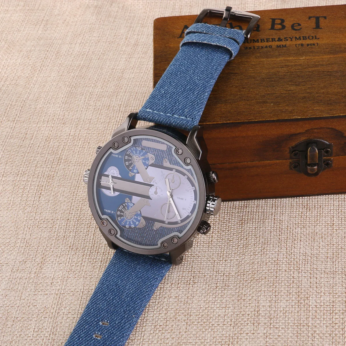 

Big Dial Quartz Watch Blue Dual Time Display For Mens Watch Men Boys Adjustable Band Included 3548