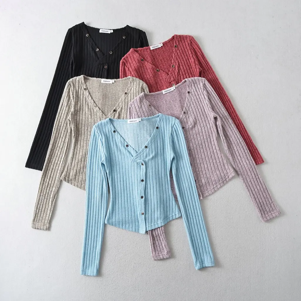 

Women's Slim Fit V-Neck Twist Cross Single-Breasted Knitted Sweater Autumn Fashion Top Bottoming T-Shirt