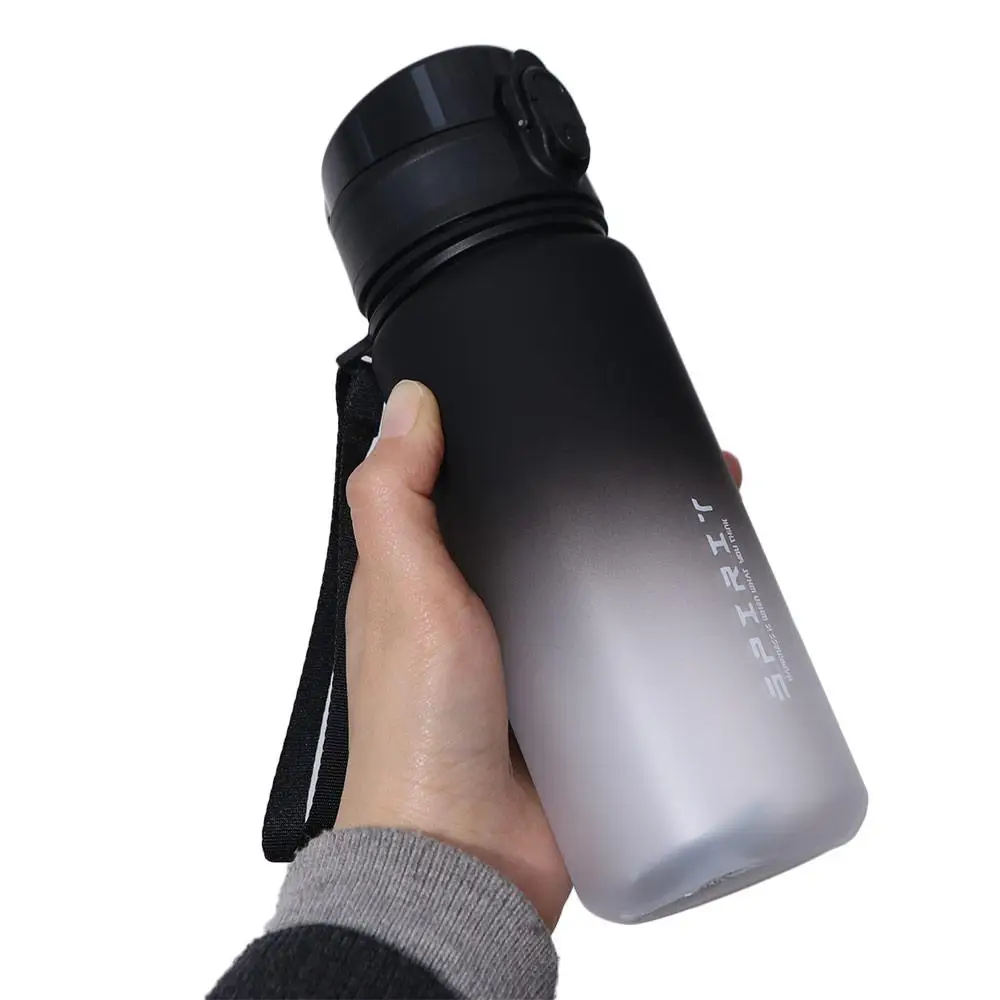 PC 1 لتر زجاجة مياه رياضية متدرجة اللون سعة كبيرة مانعة للتسرب كوب بلاستك ملون محمول 500/800/1000 مللي