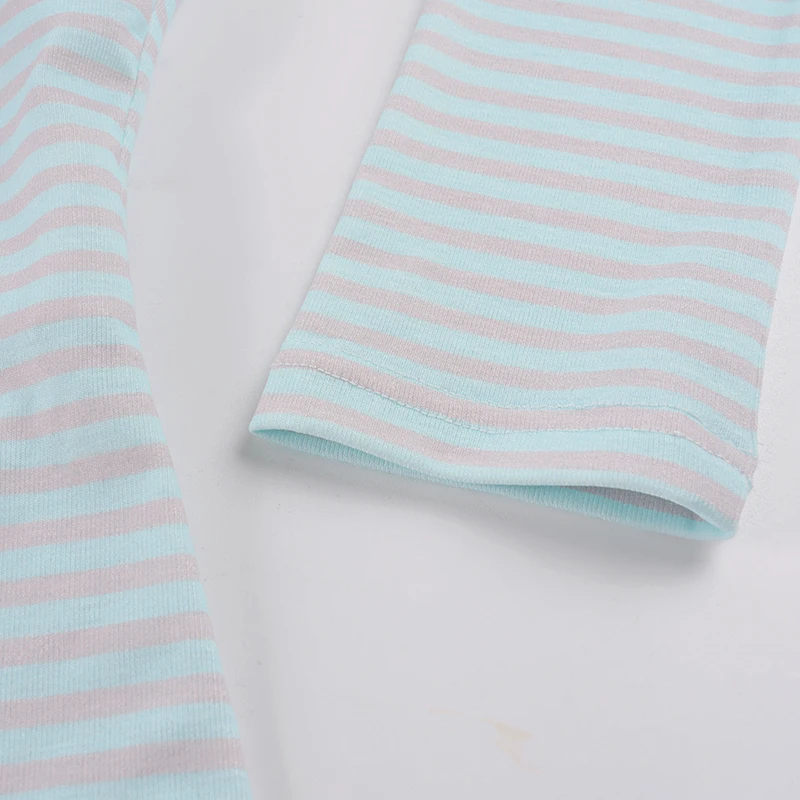 SUCHCUTE Damen Y2K Gestreiftes V-Ausschnitt Langarm-Oberteil mit Spitzenbesatz, geraffter Taille, schmales, kurzes T-Shirt, Retro Casual Streetwear T-Shirt für den Herbst – Detail 8
