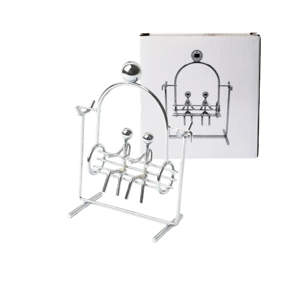 1PC Lovers Swing Kinetic Art Balance Manual Swing Physical Mechanics Decompression Home Office Desktop Decoration Gift For Child