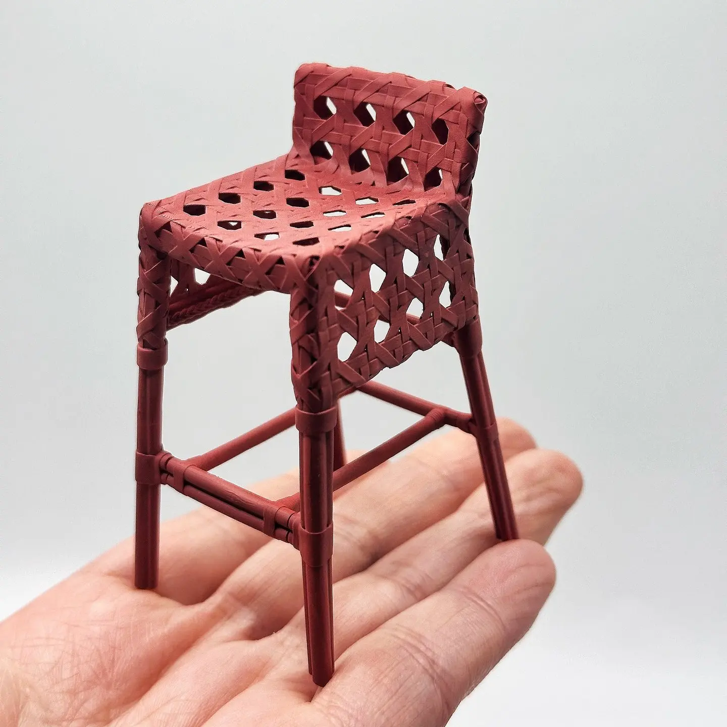 

1:12 Miniature High-legged Chair, Imitation Rattan Chair Furniture Model, Decorative Item for Doll House, Home Decoration