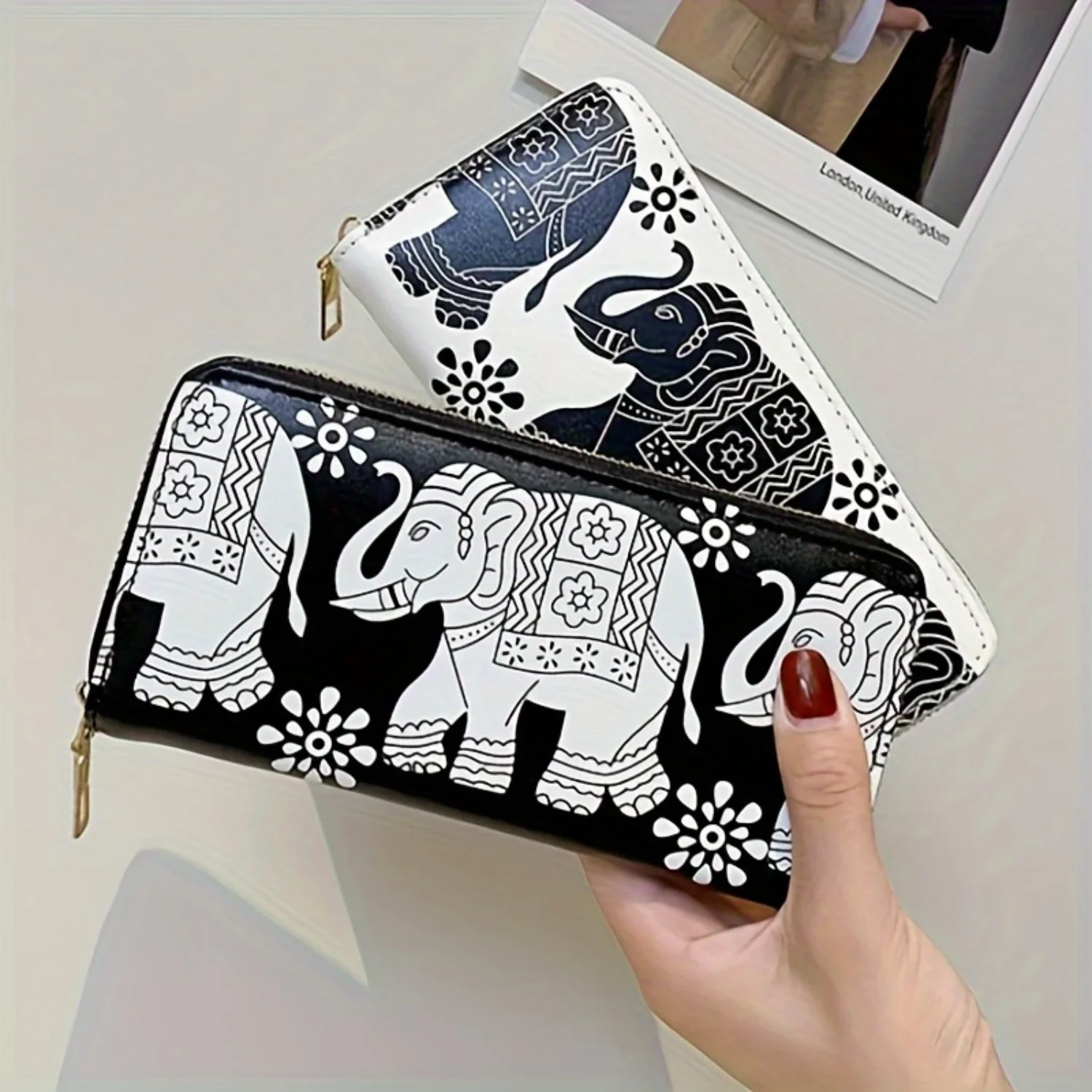 

Vintage Elephant Print Womens Wallet - Stylish & Secure, Long Zipper with Multiple Card Slots, Perfect Multifunction Purse for F