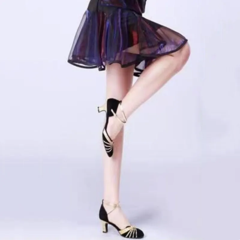 Volwassen Latin Dance Square Dance Kostuum Half Length Rok Shining Performance Kostuum