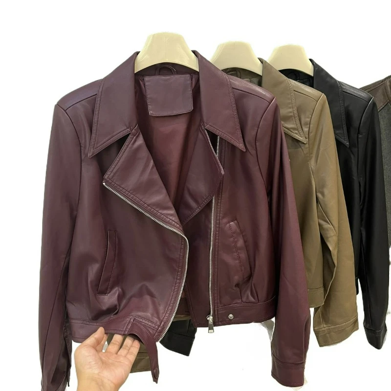 

Новинка весны/осень 2026, модная мотоциклетная кожаная куртка в корейском стиле с лацканами, короткая утягивающая облегающая верхняя одежда для женщин