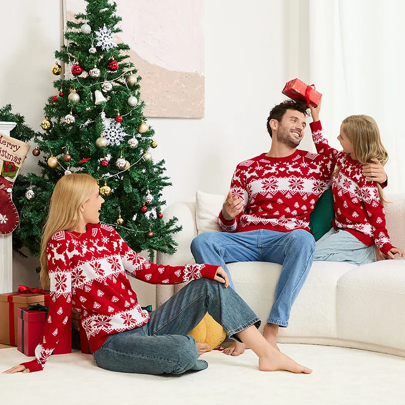 2025 Christmas Parent-Child Matching Sweater Xmas Father Mother Kids Autumn Pullover New Family Winter Cartoon Knitted Jumper