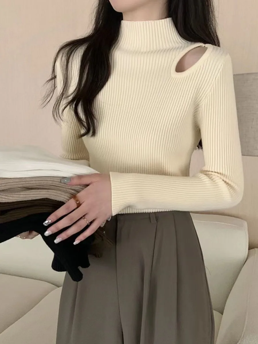 厚みのあるハーフハイカラーセーター女性用ベースシャツインナーウェア秋冬新スタイルファッショナブルな中空デザイン小さな衣類2点セット