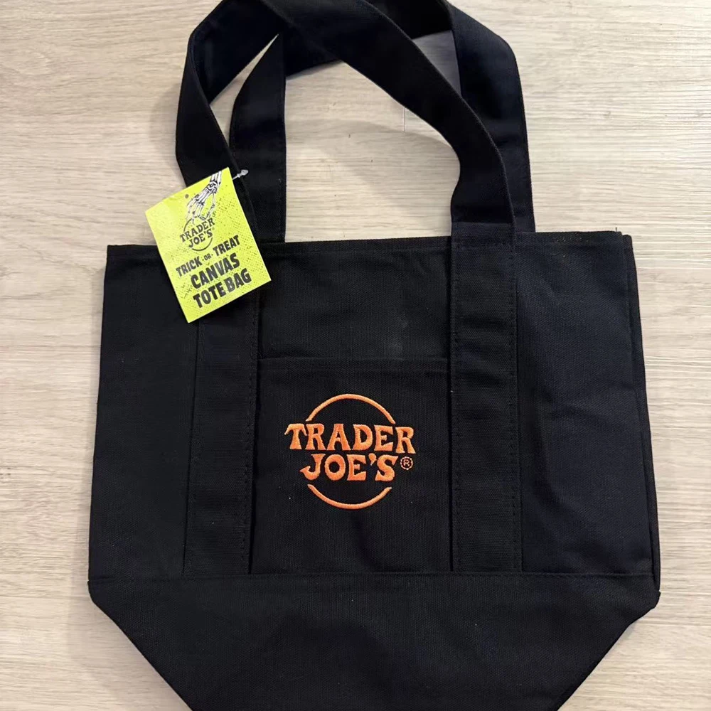 حقيبة تسوق قماشية رسمية من تاجر جو - حقيبة تسوق متينة قابلة لإعادة الاستخدام مع شعار برتقالي لراحة البقالة وسوق المزارعين